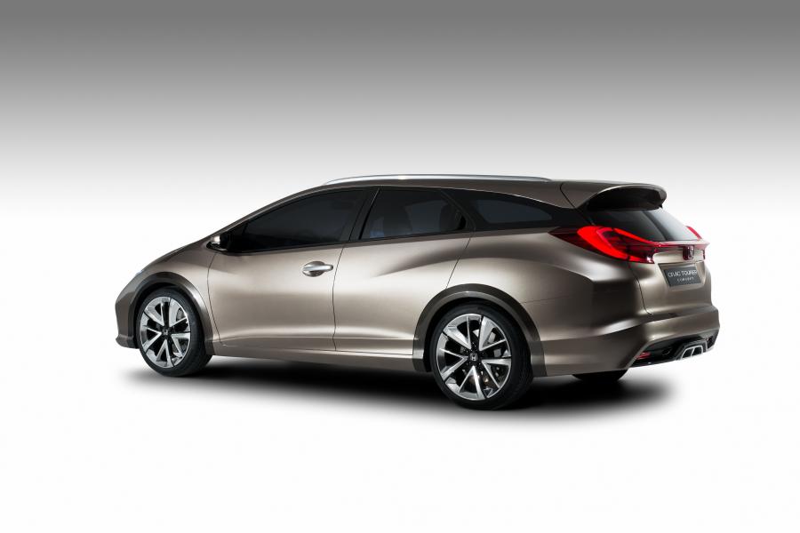  Honda Tourer Concept 2013 года  (фото 4 из 5)